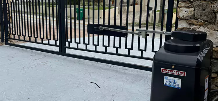 Seamless Installation and Support for Your New Gate in Cote-Saint-Luc, QC