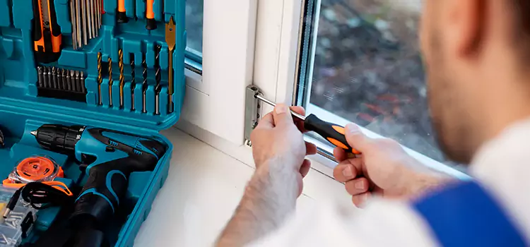 Sliding Glass Door Track Repair in Cote-Saint-Luc, QC